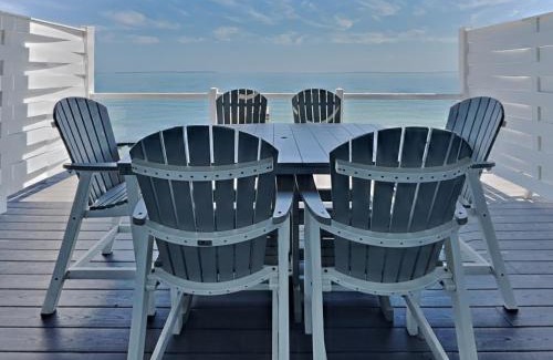 Put-in-Bay Casa | Put-in-Bay Waterfront Condo #104