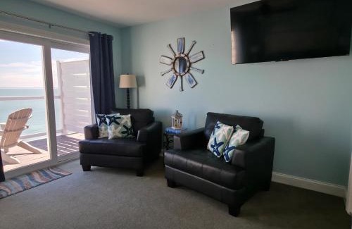 Put-in-Bay Casa | Put-in-Bay Waterfront Condo #207