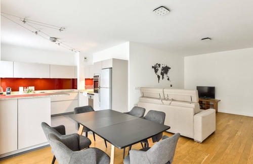 Puteaux Apartamento | Puteaux - La défense - 2 rooms