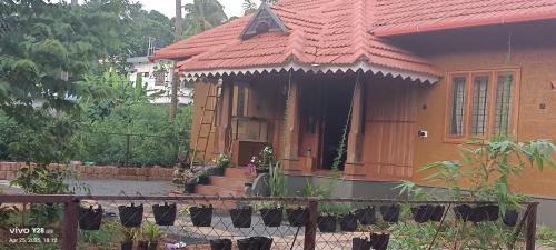 Kannur Casa | Puthooram Veedu