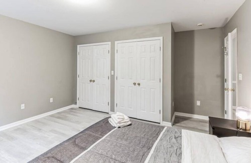 Putnam Valley Casa | Putnam Valley Estate 4BR - Hot Tub Fireplace by RedAwning