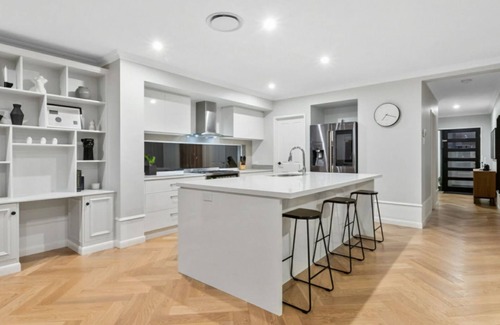 Kingscliff Casa | Putt Putt - Pool Slide - 100m to Beach - Ultimate Family Entertainer