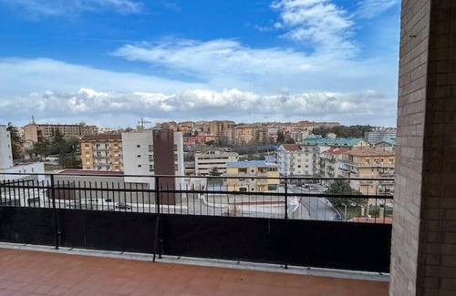 Campobasso Apartamento | Puzzle Rooms - Purple Room