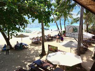 Panglao Complejo | Pyramid Resort