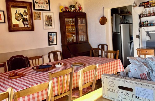 Escala Casa | Pyrenees Gite for Groups of 12, 16, 20 or 28, Jacuzzi, Heated Pool, Games Room.