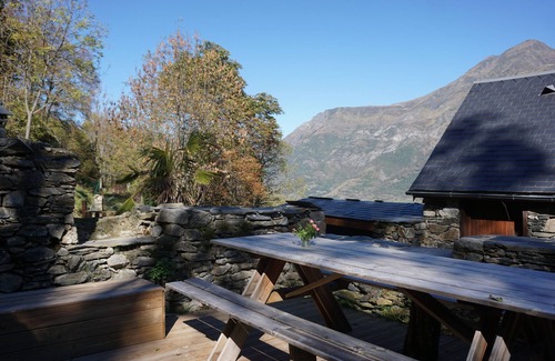 Sazos Chalet De Esquí | Pirineos Paradis, encanto divertido granero