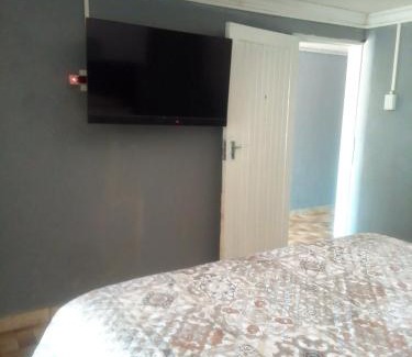 Rustenburg Casa | Pythons Guest Lodge