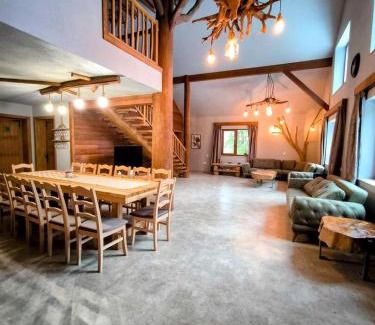Suseni Chalet De Esquí | QESTIA Escape
