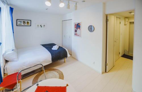 Katsushika Apartamento | QH101, Newly renovated hotel, direct access to Ueno, Asakusa, Disneyland, Airport,