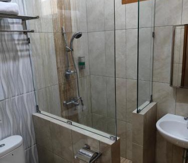 Lembang Hotel | Qions villa Lembang