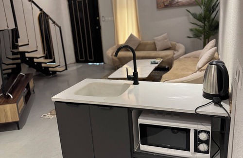 Riyadh Apartamento | QMFV+6VP، محمود الالوسي، التعاون، الرياض 12477