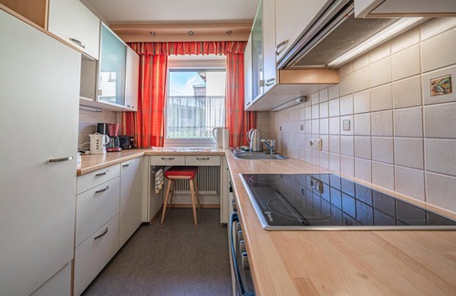 Schonbach Casa | Quaint house with huge garden in Neukirchen