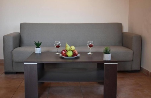 Vatolakkos Casa | Quadruple Room with Terrace - George & Helen's House