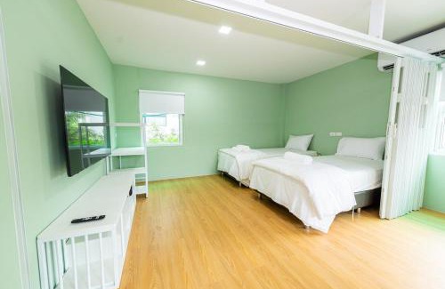 Bang Khlo Apartamento | Quadruple Studio Suite with Balcony