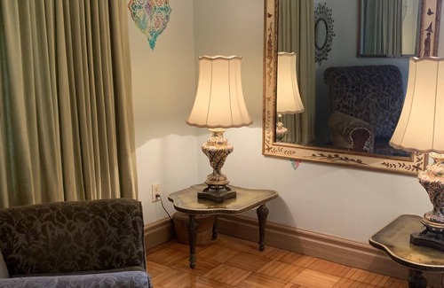 West Eaton Otro | Quaint 1 bedroom boho suite with great views.