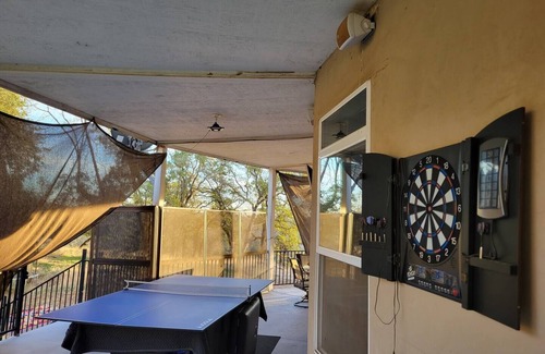 Cedar Ridge Casa | Quaint 1-bedroom RV in Auburn with WiFi access