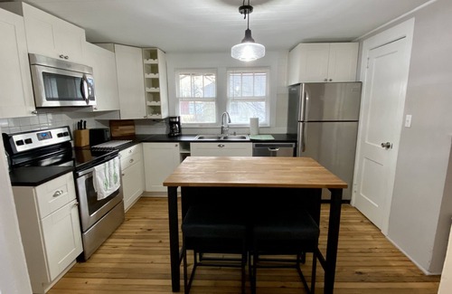 Kernersville Cabaña | Quaint 2 bed 1 bath cottage style home