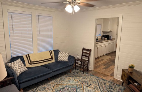 Gonzales Casa | Quaint 2-bedroom house in charming Gonzales