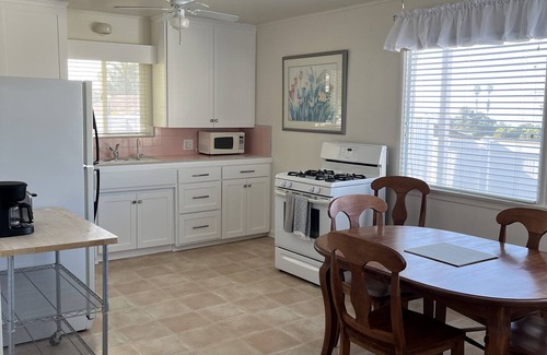Pismo Heights Casa | Quaint 2 bedroom with partial ocean views