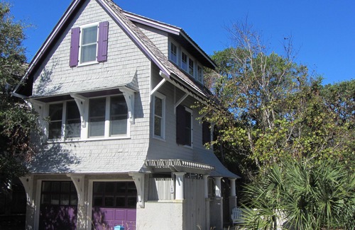 Cape Fear Station Cabaña | Quaint Bald Head Island Cottage close to East Beach with access to BHI Club