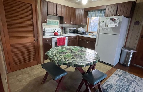 Broadkill Beach Cabaña | Frente a la playa comienza $ 1020wk, 3 hab, 1. 5bth, capacidad para 8, outdr shwer, WIFI, cable
