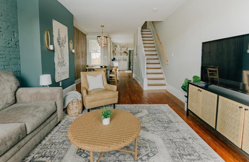 Lancaster Casa | Quaint Boho Home in Lancaster City