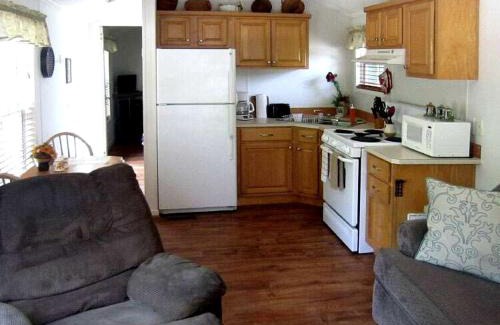Inverness Casa | Quaint Cabin with Comfy Interior in Inverness, Florida