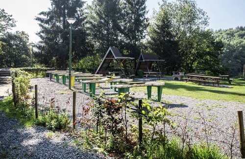 Septon Chalet De Esquí | Acogedor chalet en Petit-Han en un parque de vacaciones con piscina
