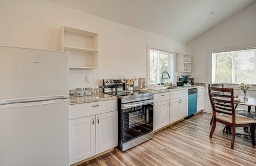 Concord Casa | Quaint Concord Home w/ Covered Porch: Near Hiking