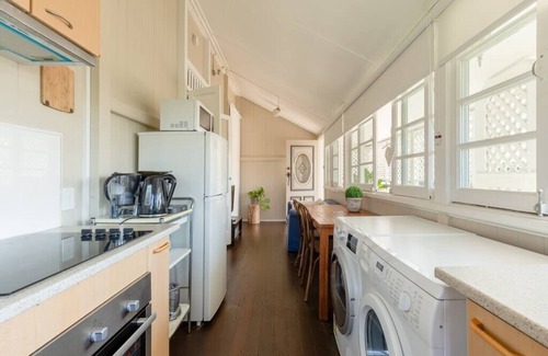 Annerley Apartamento | Quaint & Cosy 1 Bedroom Apartment in Queenslander.