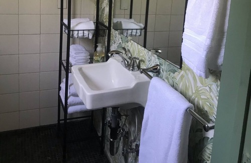 Claremont Cabaña | Quaint cottage; 30-day or more rental