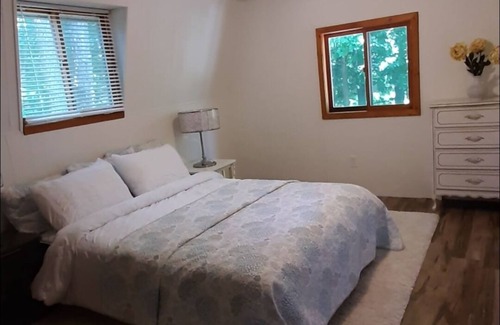 Point Clark Cabaña | Quaint cottage, walking distance to beach.