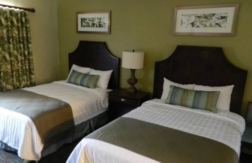 Solivita Complejo | Quaint Country Setting, 2 Modish Units, Pool, Parking, BBQ Facilities