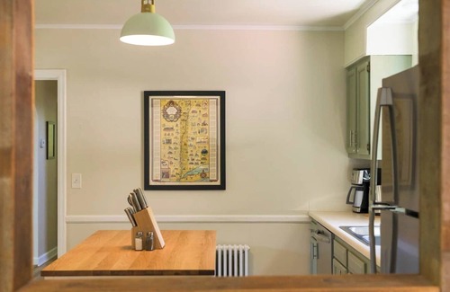 New Paltz Casa | Quaint & Cozy Cottage | Close To Town Pet Friendly