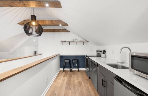 Eastwood Casa | Quaint East Nashville 1930s Historic Home