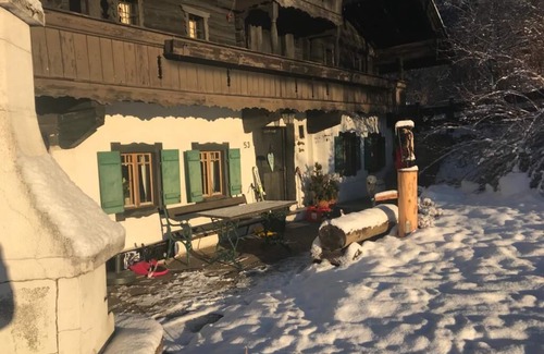 Kirchdorf in Tirol Casa | Pintoresca casa de campo renovada en Tirol con mucho espacio, ideal para familias