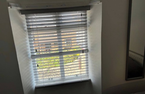 Great Houghton Cabaña | Quaint High Street Cottage in Northampton