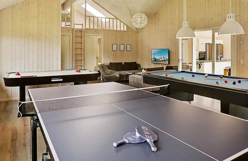 Frederiksvaerk Casa | Pintoresca casa de vacaciones en Frederiksværk con piscina