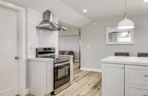 Hughson Casa | Quaint Hughson Vacation Rental, Walk to Downtown!