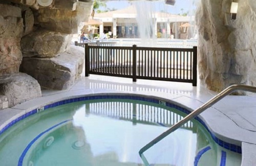 Canyon Corridor Condominio | Quaint Jr Villa Sleeps 4 at GORGEOUS Palm Canyon Resort! Kitchenette!