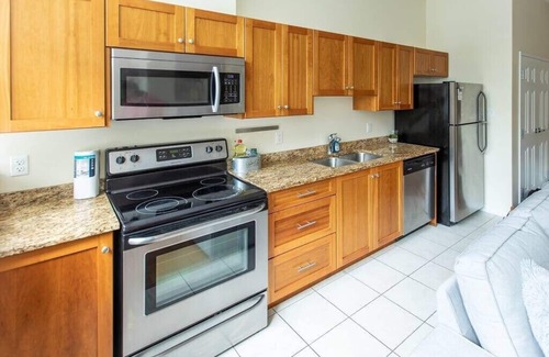North End Apartamento | Quaint Loft with AC, Abundance of Sunlight