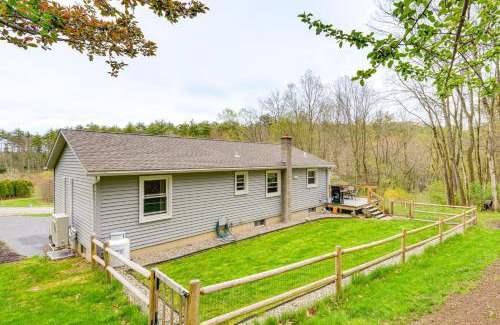 Gill Casa | Quaint Massachusetts Home with Yard and Grill!
