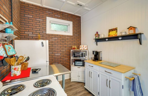 Mount Vernon Cabaña | Quaint Mt Vernon Cottage Near Historic Dtwn!