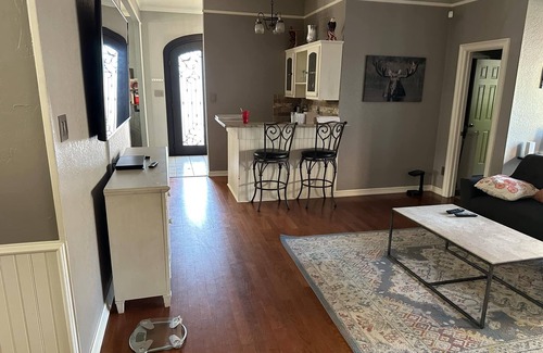 Bedford Casa | Quaint/QUIET NEIGHBORHOOD- 5 bedroom home with gardens, pool/hot tub.