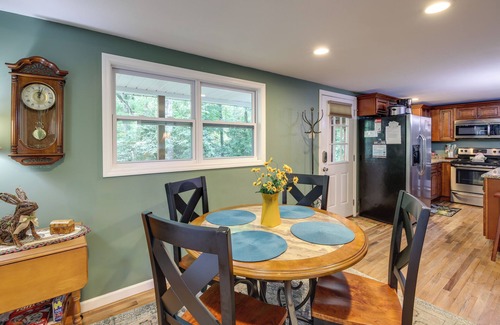 Gatlinburg Cabina | Cottage w / Deck-4 millas a las grandes montañas humeantes!