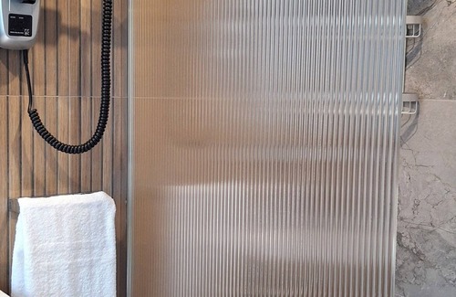 Clarinbridge Apartamento | Quaint studio in Galway, Clarinbridge for a peaceful getaway