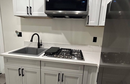 Harbor Apartamento | Quaint studio with AC in lovely Lakewood