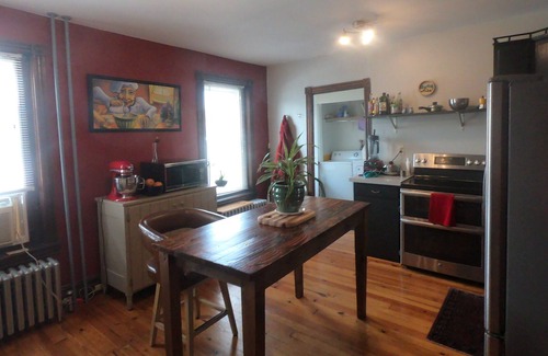 Emmaus Casa | QUAINT VICTORIAN HOUSE