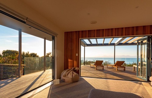 Ngaio Bay Casa | Casa de calidad con impresionantes playas y vistas mágicas.