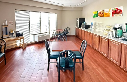 Thomasville Hotel | Quality Inn And Suites